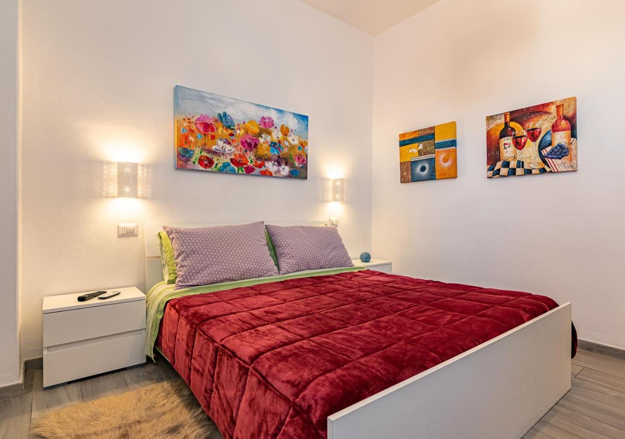 Terrace Rooms Olbia Center Bagian luar foto