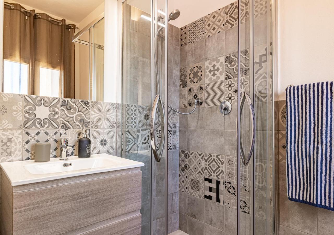 Terrace Rooms Olbia Center Bagian luar foto